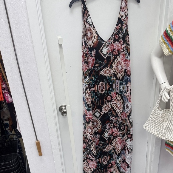 Show Me Your MuMu Dresses & Skirts - Show Me Your MuMu Black and Pink Patterned Maxi Dress Size Medium